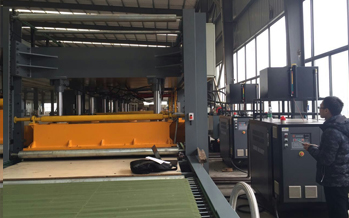 汽車頂棚成型模溫機(jī)案例