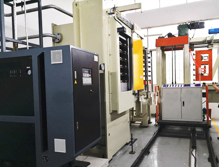 真空壓合熱壓機(jī)油加熱器——應(yīng)用案例 真空壓合熱壓機(jī)油加熱器——應(yīng)用案例