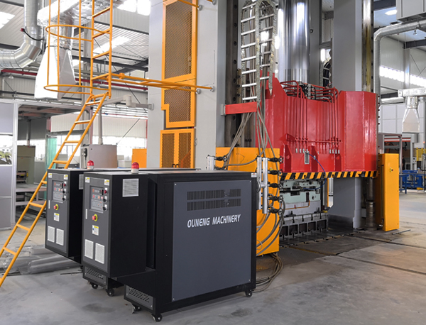 SMC/BMC/DMC成型模溫機(jī)——應(yīng)用案例 SMC/BMC/DMC成型模溫機(jī)——應(yīng)用案例