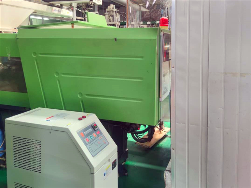 自動回水的模溫機