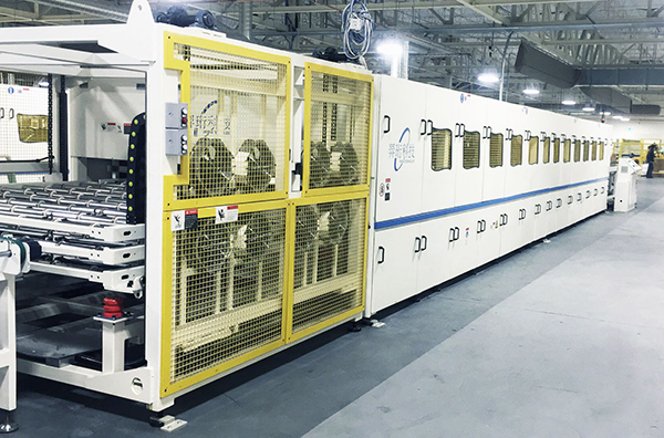 太陽能電池組件層壓機(jī)導(dǎo)熱油加熱器—應(yīng)用案例 太陽能電池組件層壓機(jī)導(dǎo)熱油加熱器—應(yīng)用案例