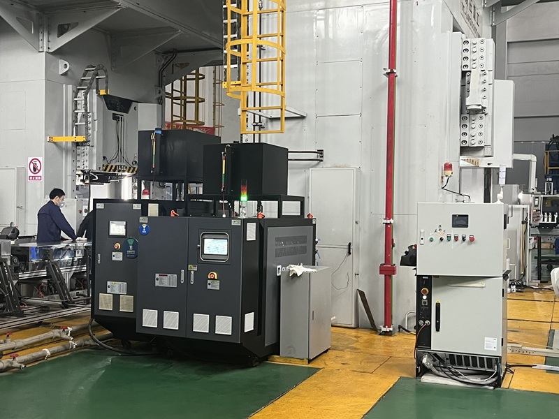 模溫機(jī)溫度偏差怎么調(diào)？