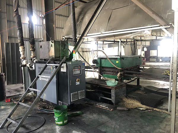 橡膠板硫化機(jī)橡膠專用模溫機(jī)——應(yīng)用案例 橡膠板硫化機(jī)橡膠專用模溫機(jī)——應(yīng)用案例