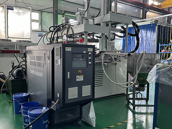 熱塑產(chǎn)品冷熱壓機(jī)配模溫機(jī)——應(yīng)用案例 熱塑產(chǎn)品冷熱壓機(jī)配模溫機(jī)——應(yīng)用案例