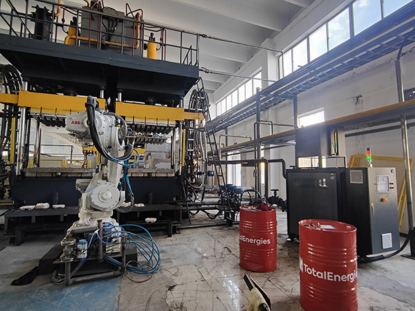 一次性紙塑餐具成型模具專用模溫機(jī)