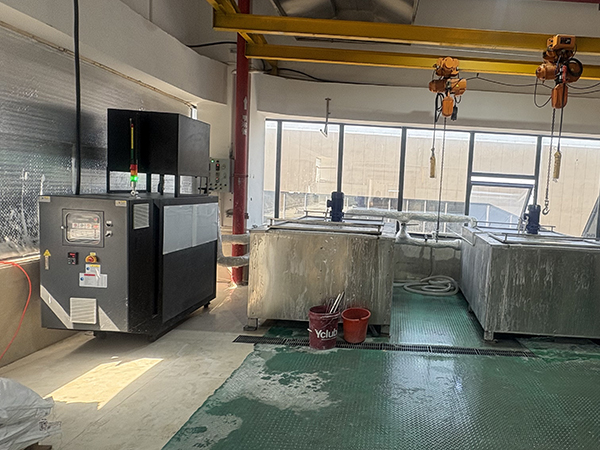 牙刷毛原料熔融堿水池控溫96KW模溫機