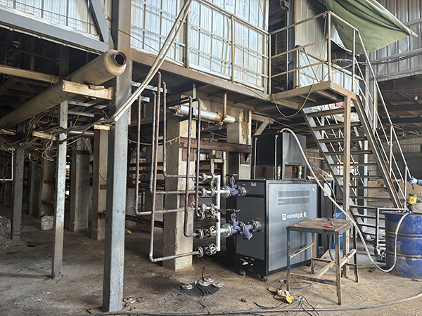 刨花板原料壓制熱壓機專用模溫機