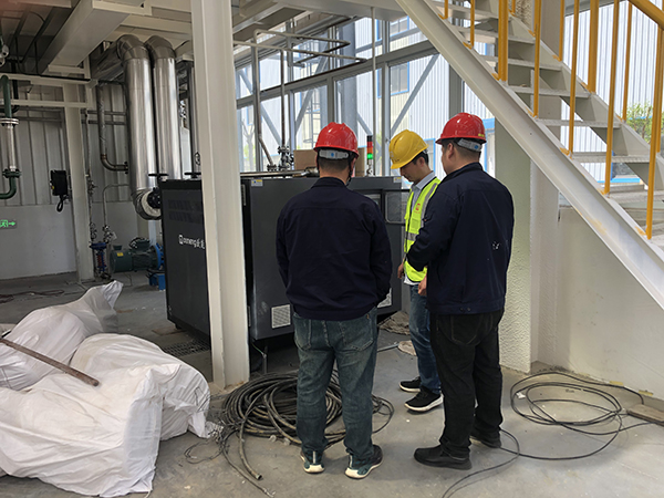 雙機(jī)一體高溫油溫機(jī)