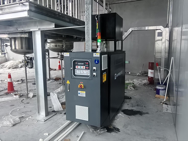 光伏金屬粉末反應釜夾套控溫模溫機——應用案例