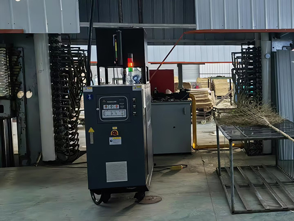 熱壓機(jī)高溫油溫機(jī)